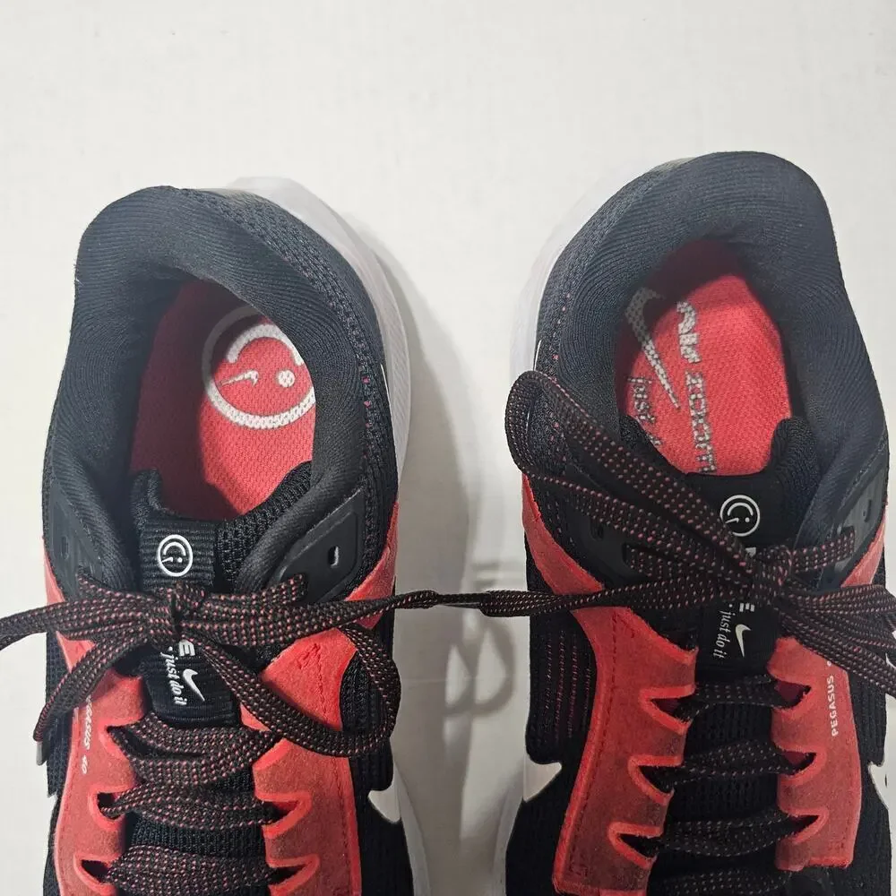 NIKE Air Zoom Pegasus 40 in Black and Crimson Red Men's Size 9